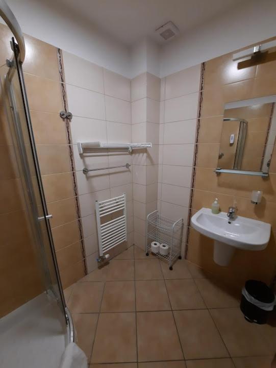 Apartman Sienna Bešeňová Esterno foto