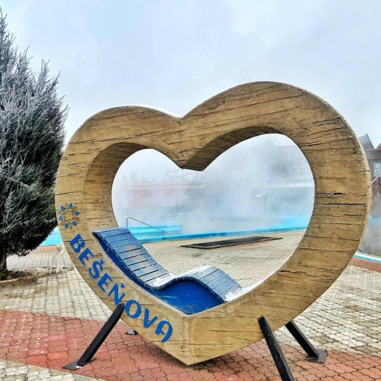 Apartman Sienna Bešeňová Esterno foto
